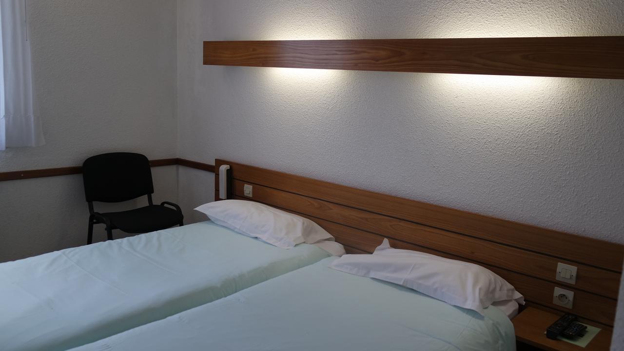 Hotel Le Tulipier Cransac Экстерьер фото
